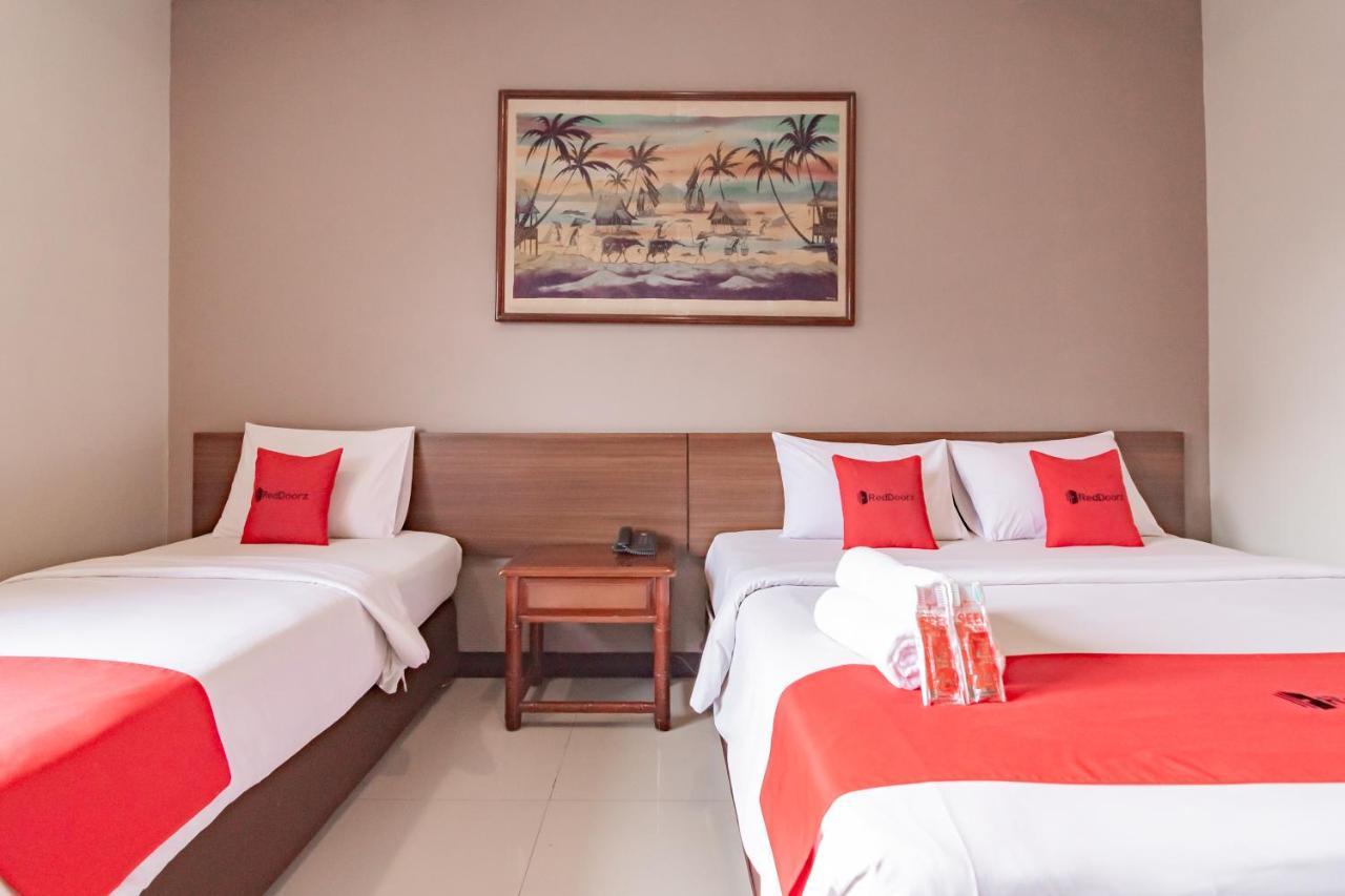 Reddoorz Near Simpang Dago 2 Hotell Bandung Eksteriør bilde