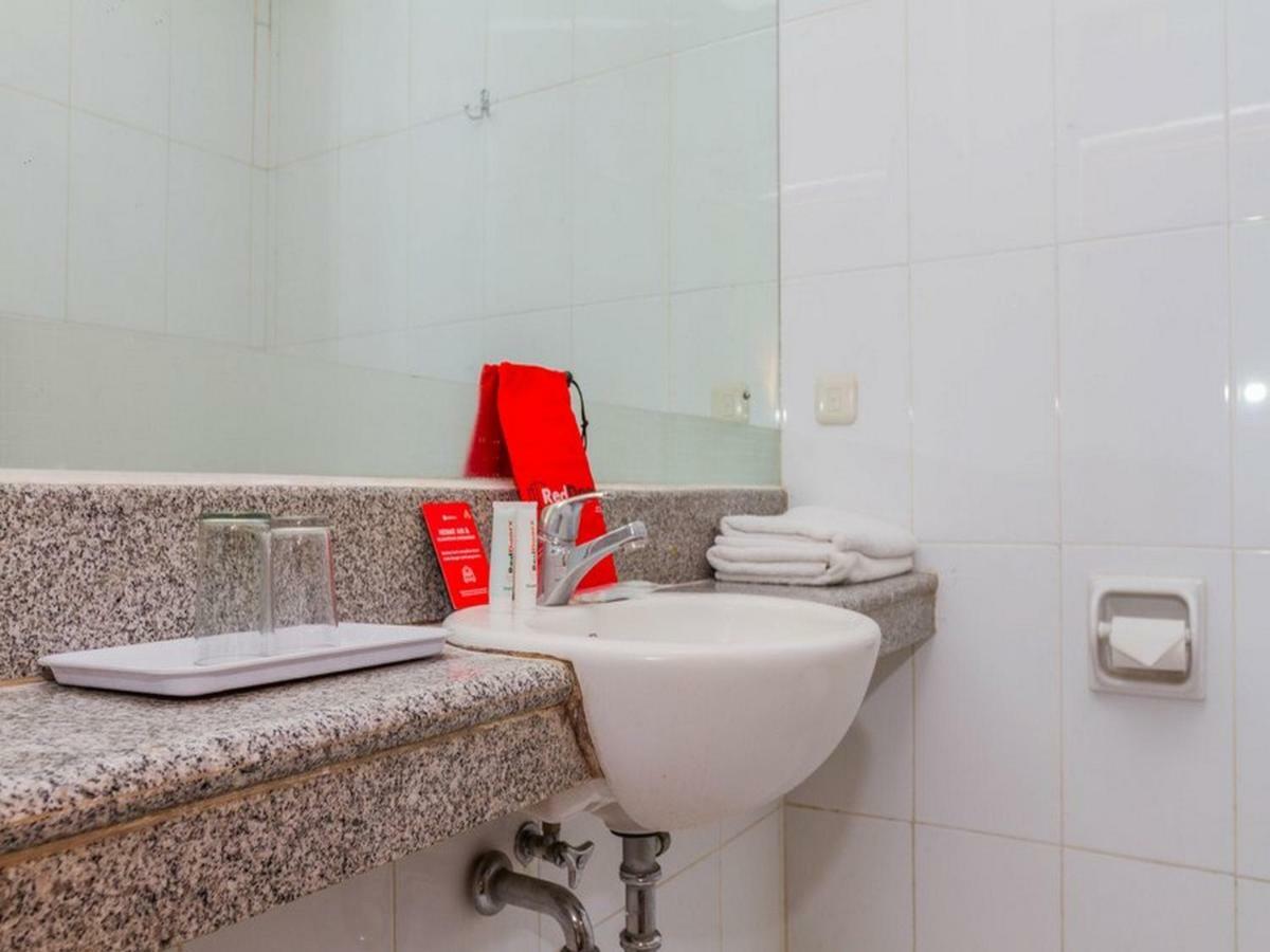 Reddoorz Near Simpang Dago 2 Hotell Bandung Eksteriør bilde
